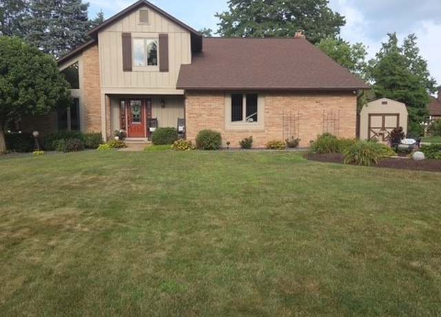 Property at 5046 Parkhaven Ave NE, Canton, OH 44705, 3 beds, 2.5 baths