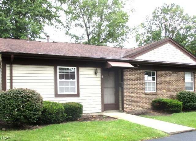 Property at 906 Nob Hill Dr #3, Niles, OH 44446, 2 beds, 2 baths
