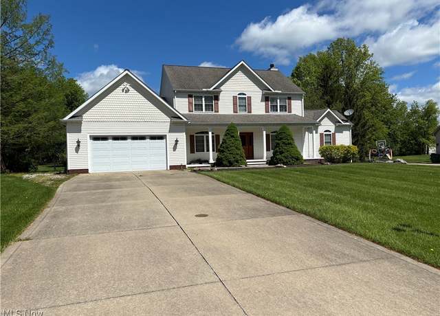 Property at 11579 Olde Stone Ct, Concord, OH 44077, 4 beds, 2.5 baths