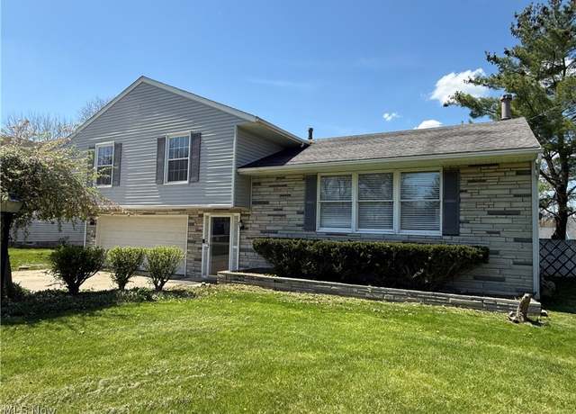 Property at 5253 Calla Ave NW, Warren, OH 44483, 4 beds, 3 baths