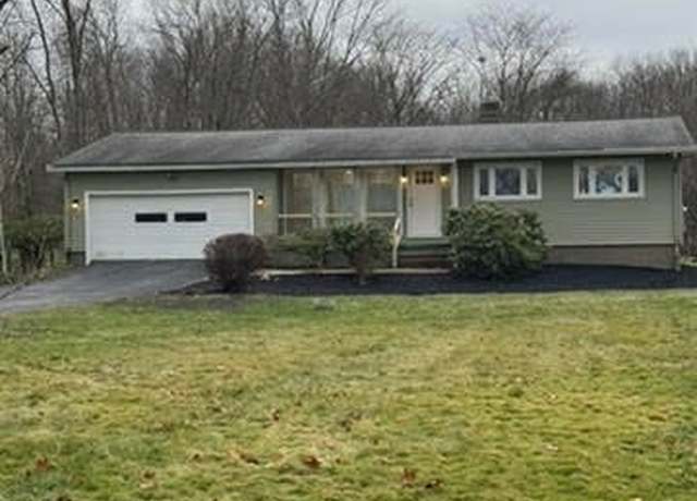 Property at 38526 Rogers Rd, Willoughby Hills, OH 44094, 3 beds, 2 baths