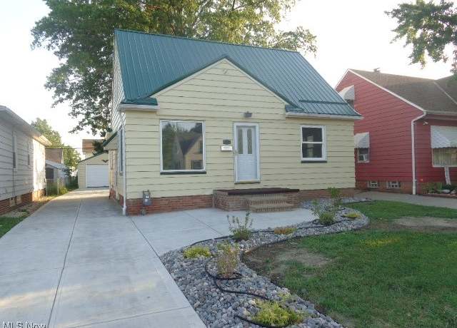 Property at 8318 Pinegrove Ave, Parma, OH 44129, 3 beds, 1 bath
