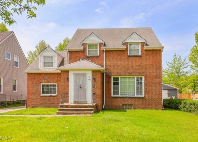 Property at 144 E 208th St, Euclid, OH 44123, 3 beds, 1.5 baths