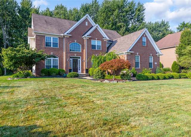 Property at 32403 Legacy Pointe Pkwy, Avon Lake, OH 44012, 4 beds, 4 baths