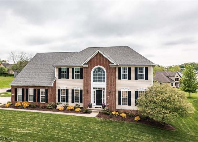 Property at 5205 Giacomo Ct NW, Canton, OH 44709, 4 beds, 3 baths