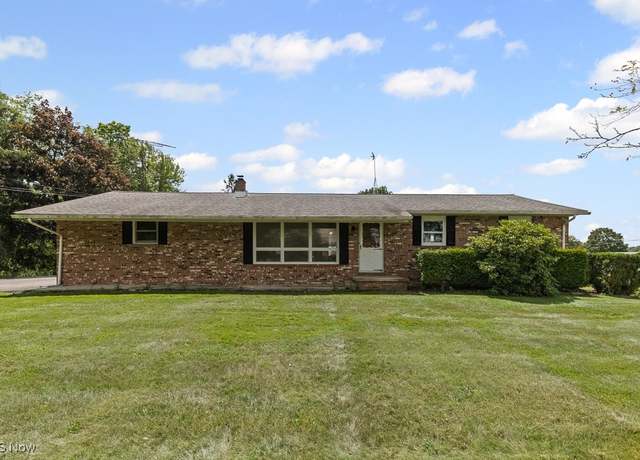 Property at 12050 Beech St NE, Alliance, OH 44601, 3 beds, 1 bath
