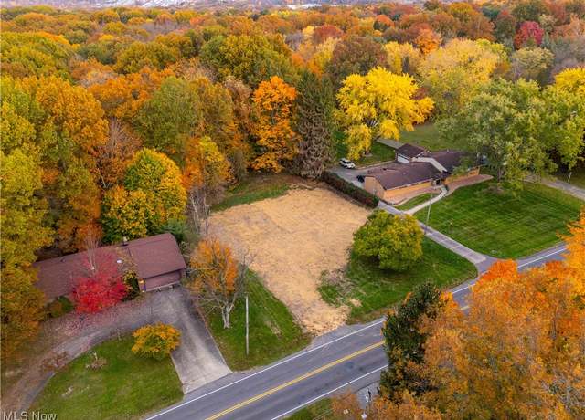Property at 2523 5th Ave, Youngstown, OH 44505