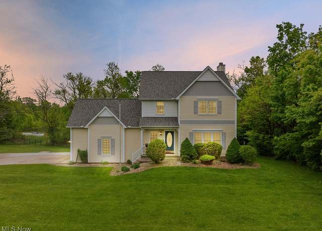 Property at 5215 Kapok Dr, Medina, OH 44256, 4 beds, 2.5 baths