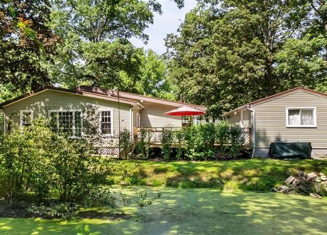 Property at 4810 Hickory Rd, West Farmington, OH 44491, 3 beds, 1 bath