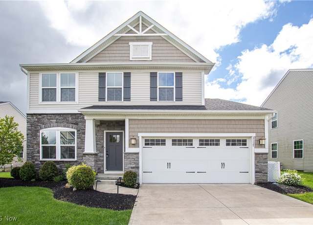 Property at 3137 Wheaton Dr, Avon, OH 44011, 3 beds, 2.5 baths