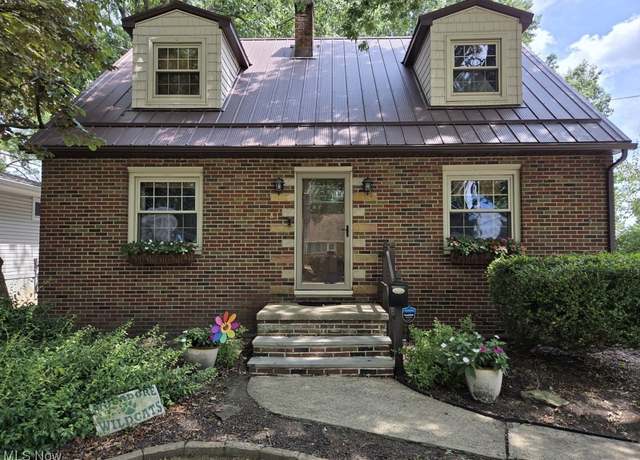 Property at 81 Hale St, Mogadore, OH 44260, 3 beds, 3.5 baths