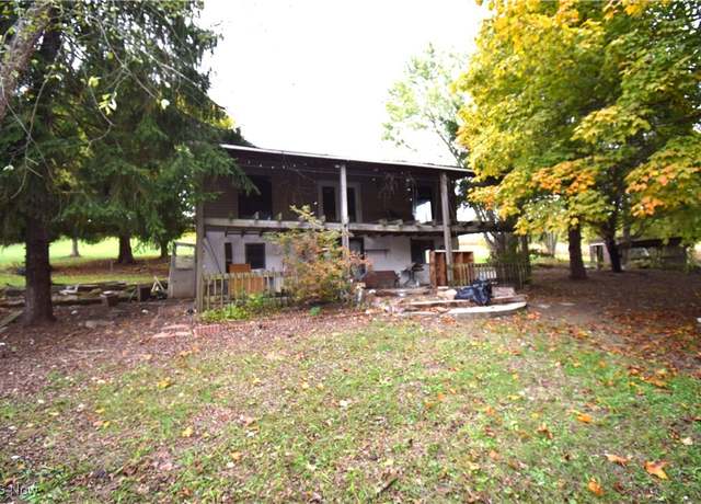 Property at 6825 Barr Rd, Norwich, OH 43767, 2 beds, 1 bath