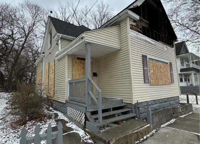Property at 1633 E 70th St, Cleveland, OH 44103
