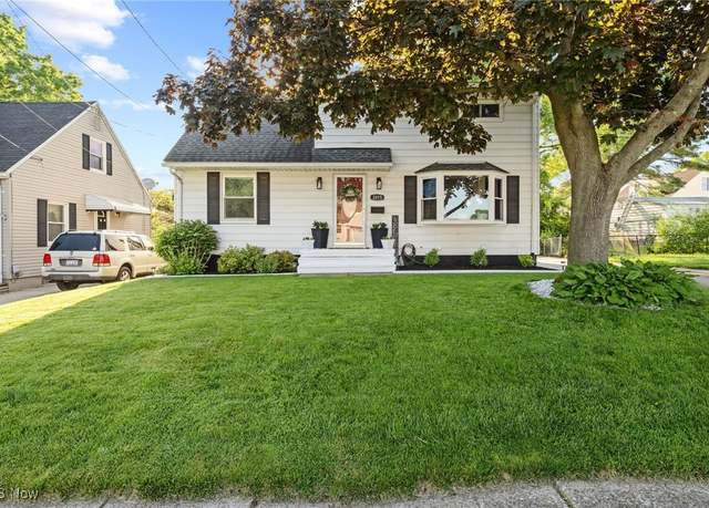 Property at 2815 11th St, Cuyahoga Falls, OH 44221, 4 beds, 1.5 baths