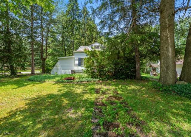 Property at 7100 Barton Rd, North Olmsted, OH 44070, 3 beds, 1 bath