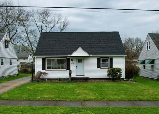 Property at 1761 Irene Ave NE, Warren, OH 44483, 3 beds, 1 bath
