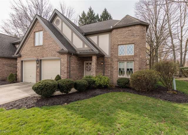 Property at 30 Aberdeen Ct, Rocky River, OH 44116, 3 beds, 2.5 baths