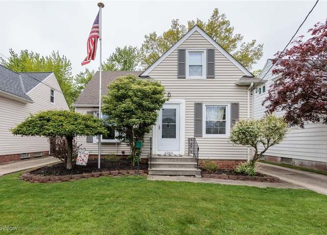 Property at 6260 Westminster Dr, Parma, OH 44129, 4 beds, 2 baths