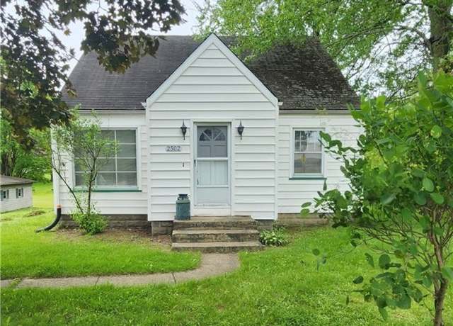 Property at 2502 N River Rd NE, Warren, OH 44483, 3 beds, 1 bath