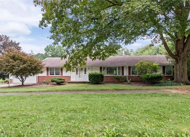 Property at 2011 Christmas Run Blvd, Wooster, OH 44691, 4 beds, 4.5 baths