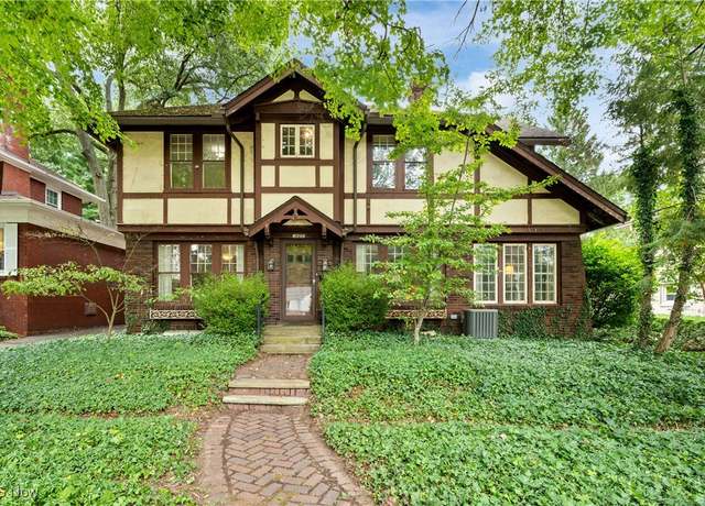 Property at 1123 Quinby Ave, Wooster, OH 44691, 4 beds, 2.5 baths
