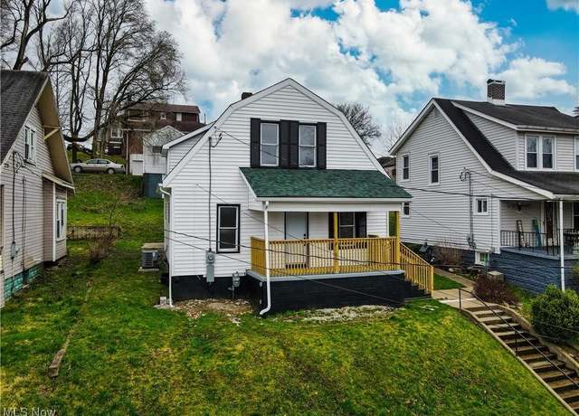 Property at 233 Beech Rd, Weirton, WV 26062, 3 beds, 1 bath