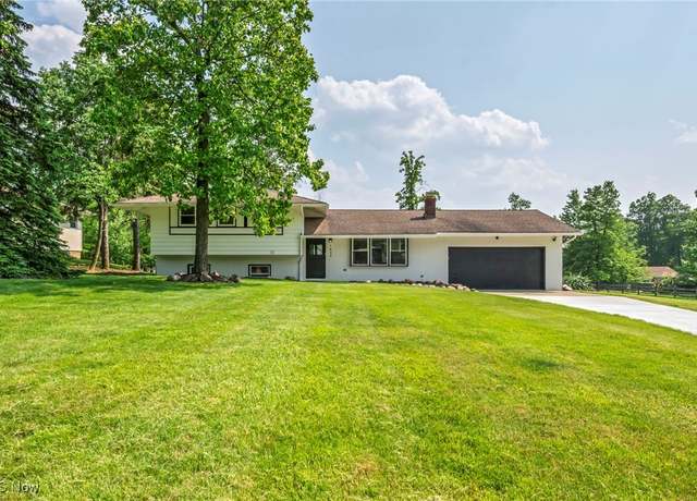 Property at 7433 James Dr, North Royalton, OH 44133, 4 beds, 2 baths
