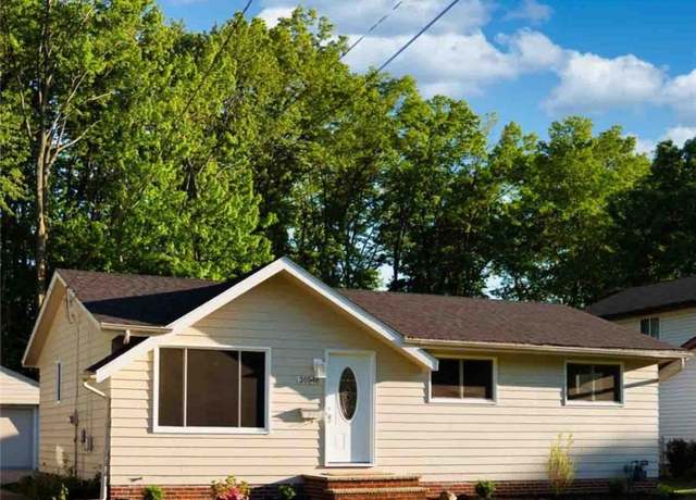 Property at 36946 Stevens Blvd, Willoughby, OH 44094, 3 beds, 2 baths