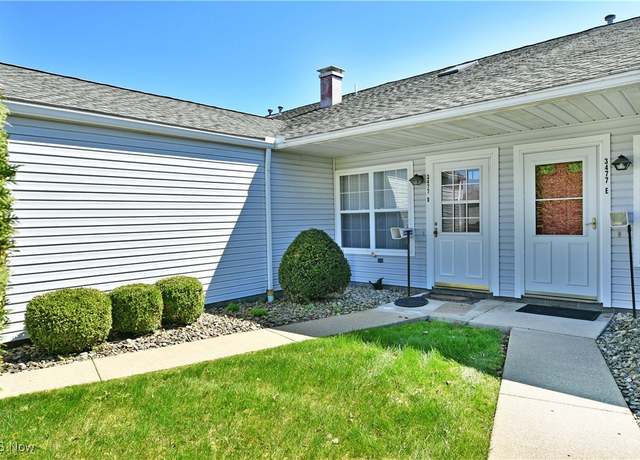 Property at 3477 Ivy Hill Cir, Cortland, OH 44410, 2 beds, 2 baths