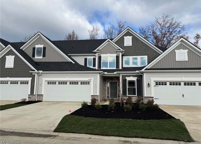 Property at 32066 Tuscan Ln Unit L-5, Avon Lake, OH 44012, 3 beds, 2.5 baths