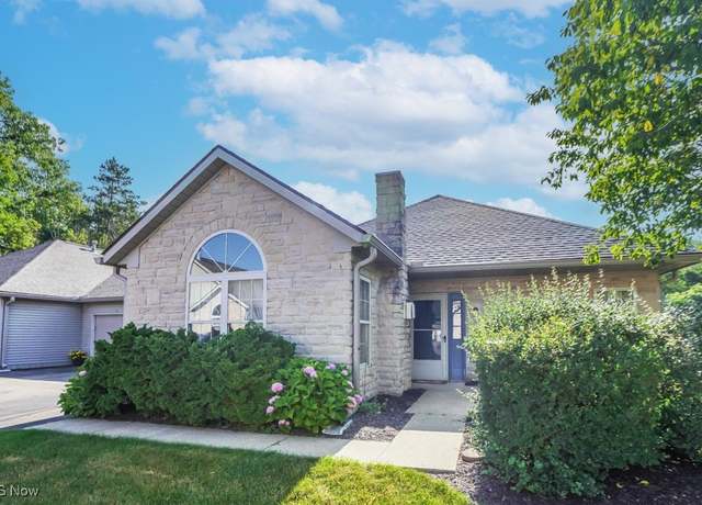 Property at 4039 Tannybrooke Ln NW Unit C, Canton, OH 44718, 2 beds, 2 baths