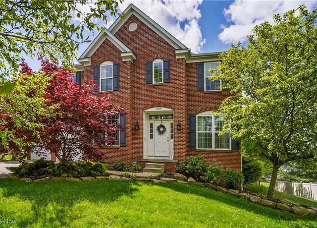 Property at 1008 Dalby Cir, Uniontown, OH 44685, 5 beds, 4 baths