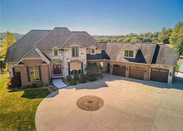 Property at 5488 Elson St SE, Magnolia, OH 44643, 6 beds, 4.5 baths