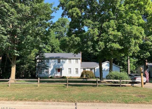 Property at 7057 Brightwood Dr, Concord, OH 44077, 4 beds, 2.5 baths