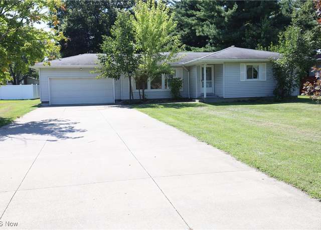 Property at 16155 Shurmer Rd, Strongsville, OH 44136, 3 beds, 1.5 baths