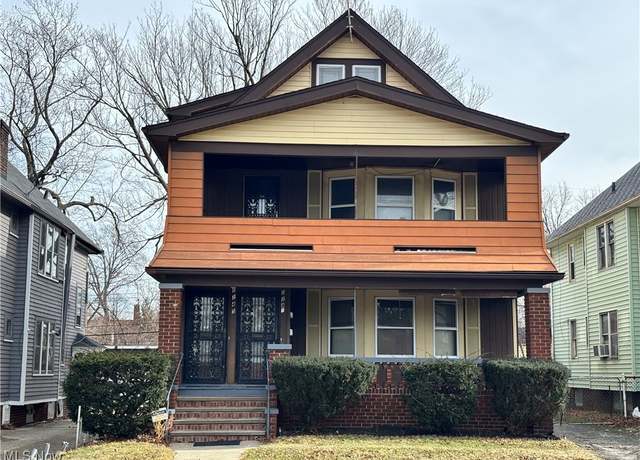 Property at 1245 E 137th St, East Cleveland, OH 44112, 6 beds, 3 baths