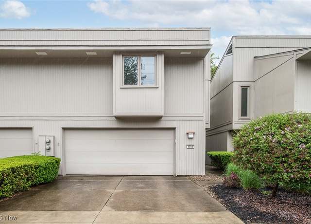 Property at 8088 Steven David Dr #4206, Strongsville, OH 44149, 2 beds, 2.5 baths