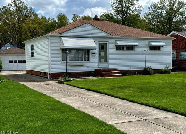Property at 273 E 315th St, Willowick, OH 44095, 3 beds, 2 baths
