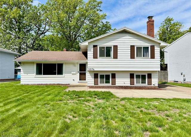 Property at 5374 Oak Ridge Dr, Willoughby, OH 44094, 3 beds, 2 baths