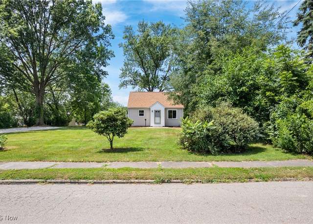 Property at 349 25th St SE, Massillon, OH 44646, 3 beds, 1 bath