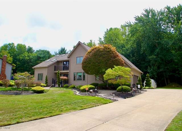 Property at 2155 Ridgebury Dr, Painesville, OH 44077, 3 beds, 2.5 baths
