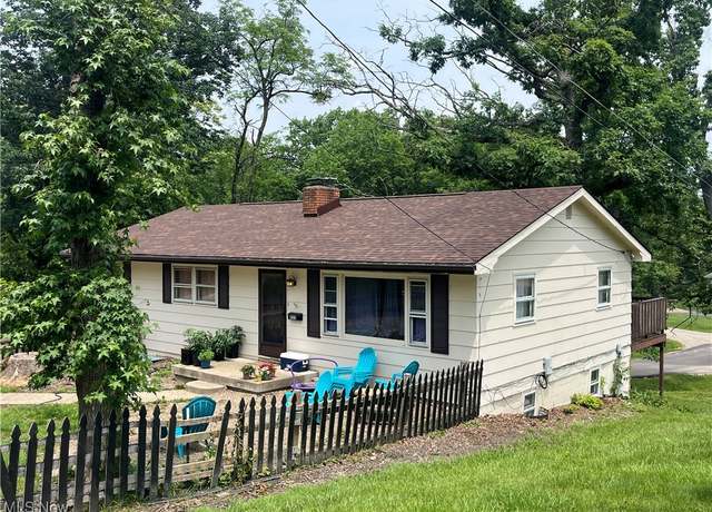 Property at 855 Richey Rd, Zanesville, OH 43701, 3 beds, 2 baths