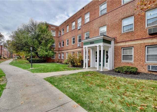Property at 13833 Cedar #203, South Euclid, OH 44118, 1 bed, 1 bath