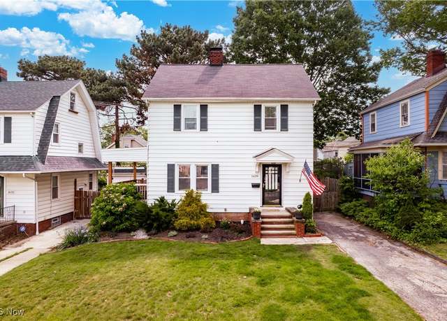 Property at 1639 Parkwood Rd, Lakewood, OH 44107, 3 beds, 1 bath