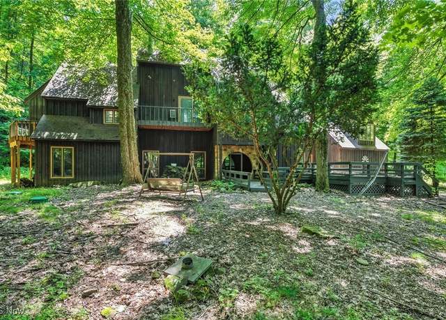 Property at 1915 Claus Rd, Vermilion, OH 44089, 4 beds, 3 baths