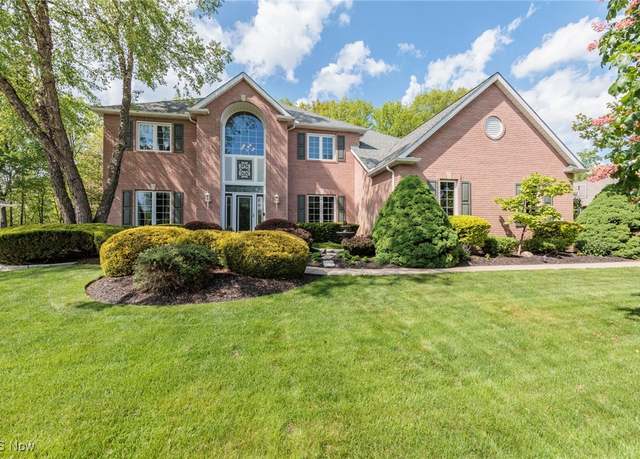 Property at 5420 Riverview Dr, North Royalton, OH 44133, 5 beds, 4 baths