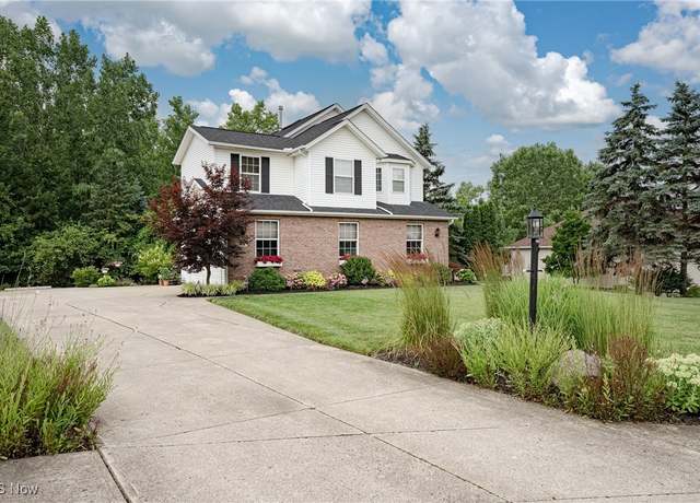 Property at 2818 Matthew Ln, Medina, OH 44256, 4 beds, 4 baths