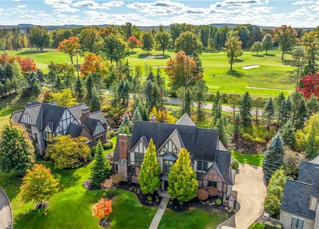 Property at 39470 Stillman Ln, Willoughby, OH 44094, 4 beds, 4.5 baths