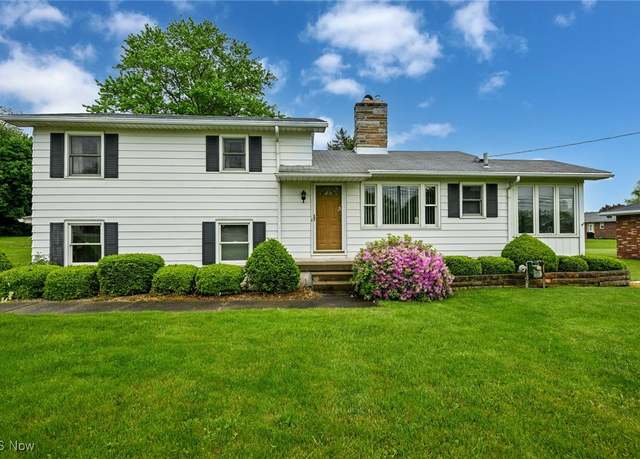 Property at 1883 Massillon Rd, Akron, OH 44312, 3 beds, 2 baths