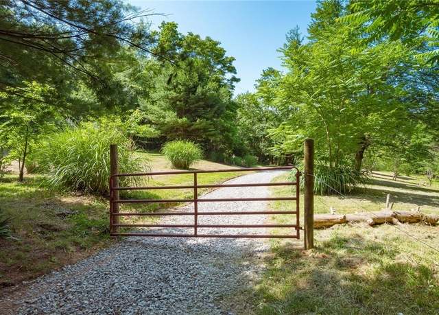 Property at 6495 Butcher Knife Rd NE, Somerset, OH 43783